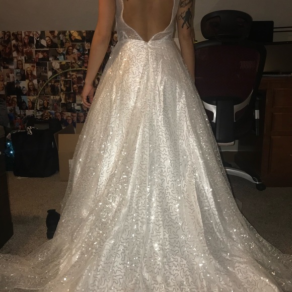 Wedding/Prom Dress - Picture 5 of 5
